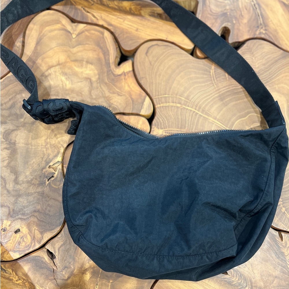 Baggu medium crescent